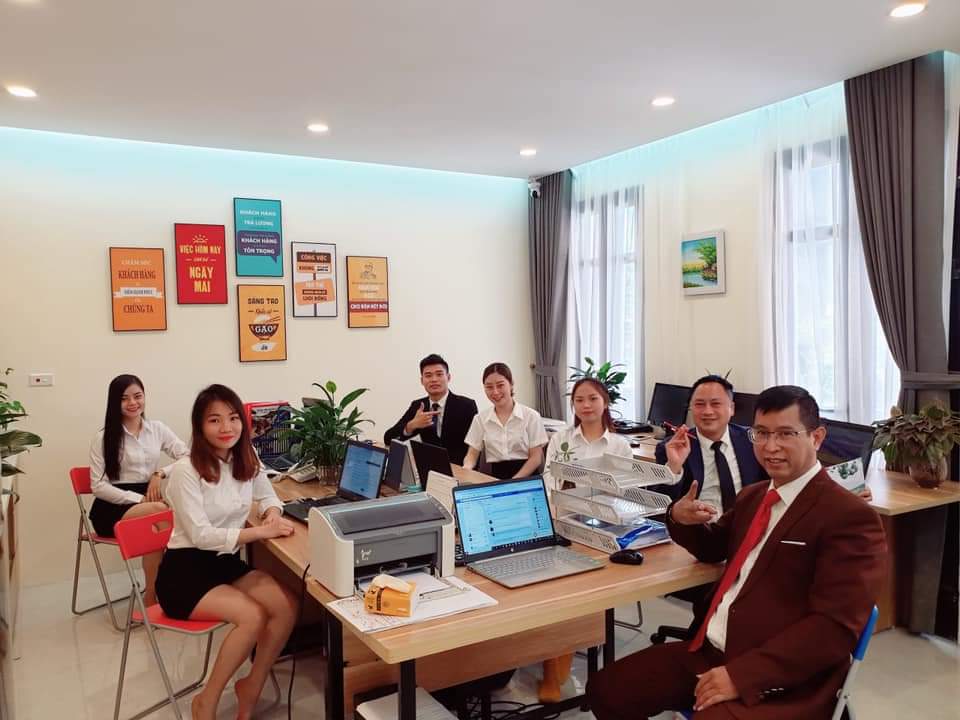 Triển khai SlimCRM cho Việt Pro Travel: Quyết tâm đạt mục tiêu tăng trưởng năm 2021, nâng tầm giá trị du lịch Việt sâu rộng tới thị trường quốc tế.